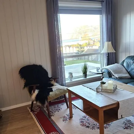 Daire I Gangavstand Til Strand, Sentrum Og Fjellet
